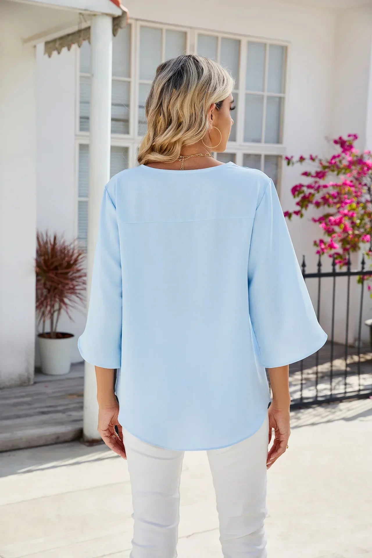 Blusa Elegante de Cuello en V