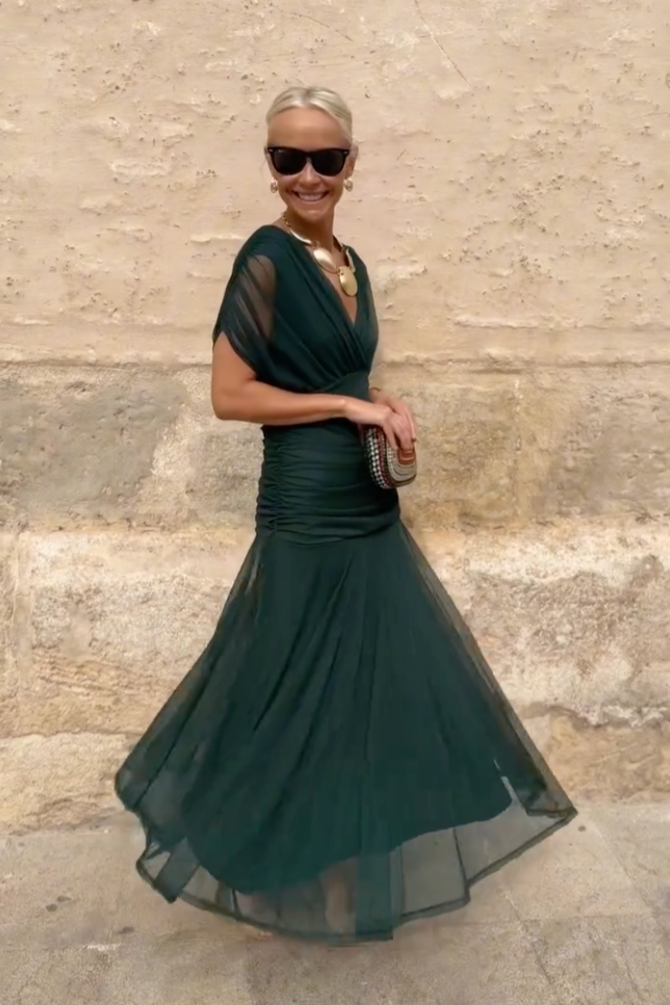Luisa | Elegante vestido largo de fiesta con cuello en V