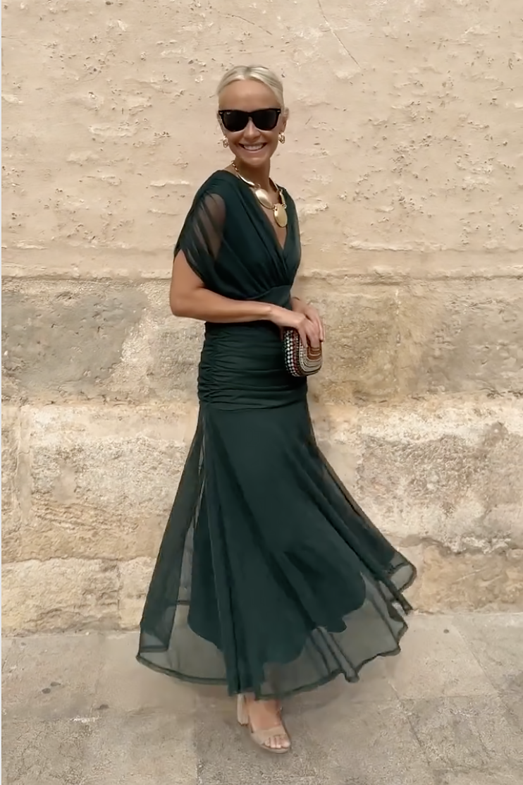 Luisa | Elegante vestido largo de fiesta con cuello en V