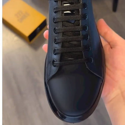 Logan – Sneaker de Cuero Chic y Sofisticado