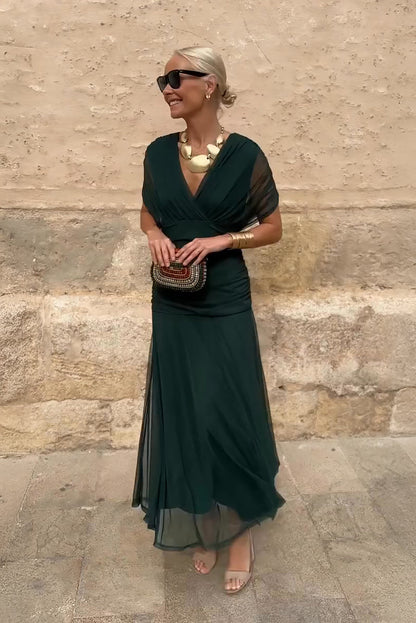 Luisa | Elegante vestido largo de fiesta con cuello en V