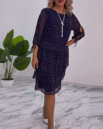 María – Vestido Elegante de Lunares con Falda Fruncida