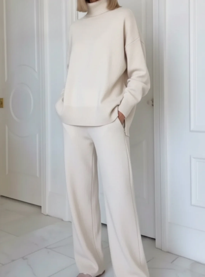 Valeria – Conjunto Informal de Dos Piezas con Cuello Alto