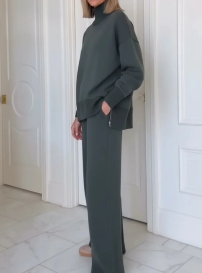 Valeria – Conjunto Informal de Dos Piezas con Cuello Alto