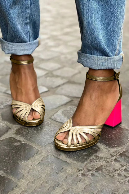 Sandalias Clásicas con Tira en el Tobillo y Dedos al Descubierto