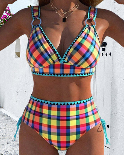 Bikini de dos piezas a cuadros elegantes