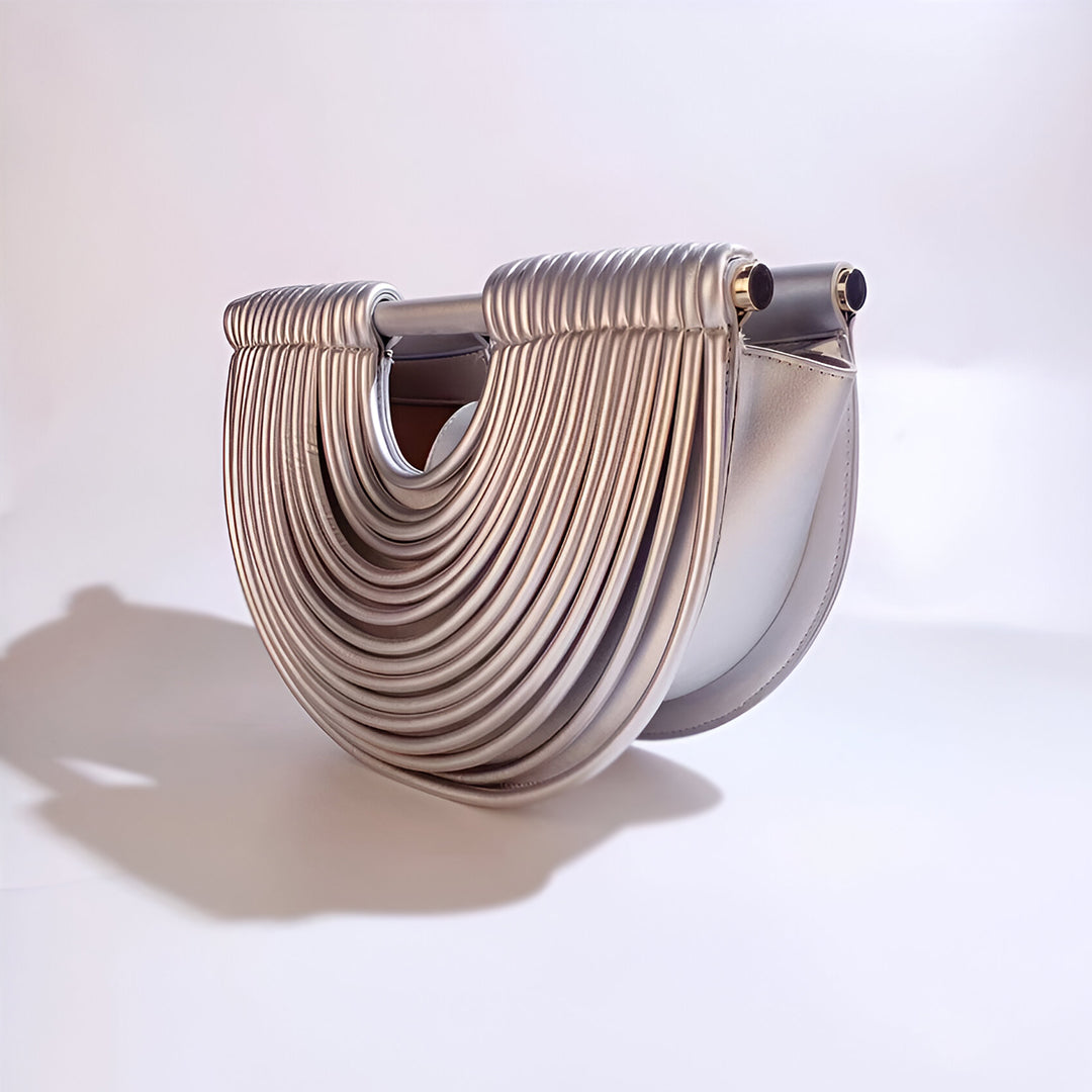 Seren | Bolso Escultural Metálico Elegante