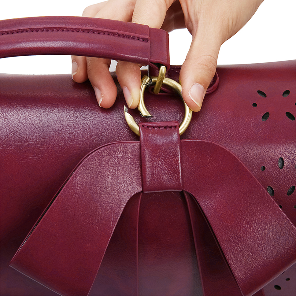 Mochila de Hombro Bernadette con Lazos Elegantes