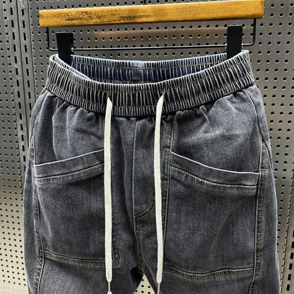 Adrian – Pantalones denim modernos con comodidad jogging