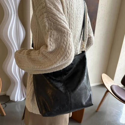 Elegante bolsa de hombro de piel vintage