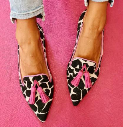 Sandalias Elegantes con Detalle de Pompon