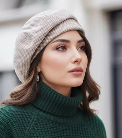 Léa | La elegancia atemporal del gorro parisino