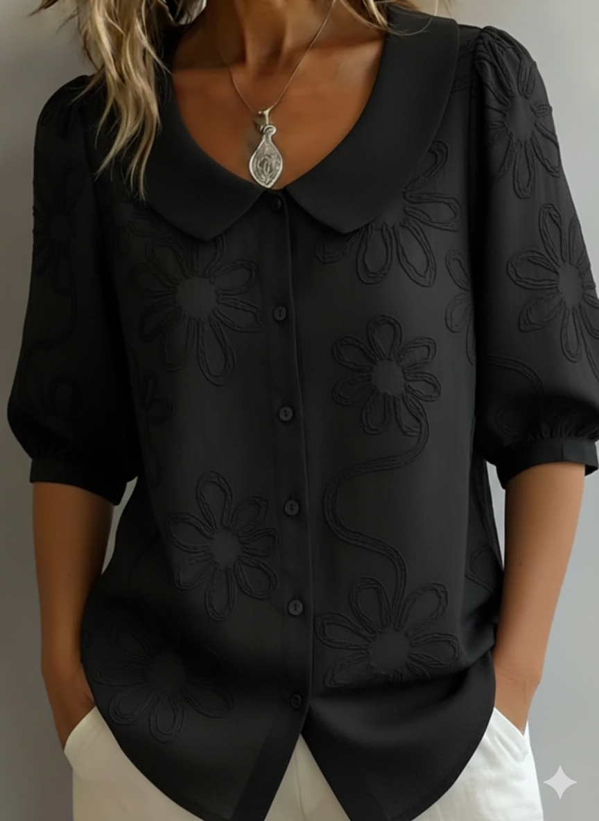 Renata | Camisa Vintage con Cuello Peter Pan Bordado