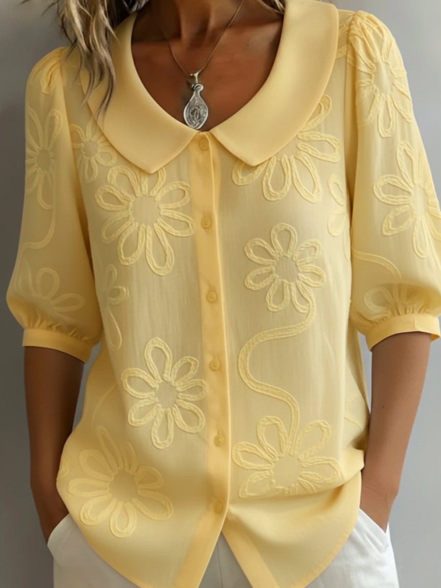 Renata | Camisa Vintage con Cuello Peter Pan Bordado