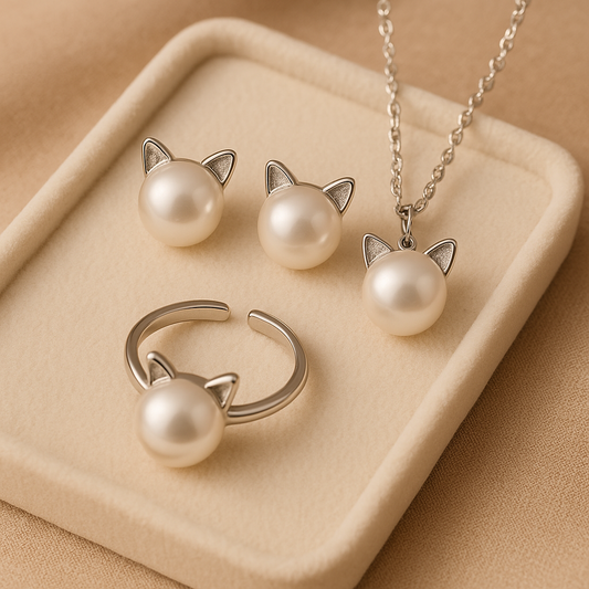 Elegante cadena de gatos y perlas con pendientes y anillo de regalo